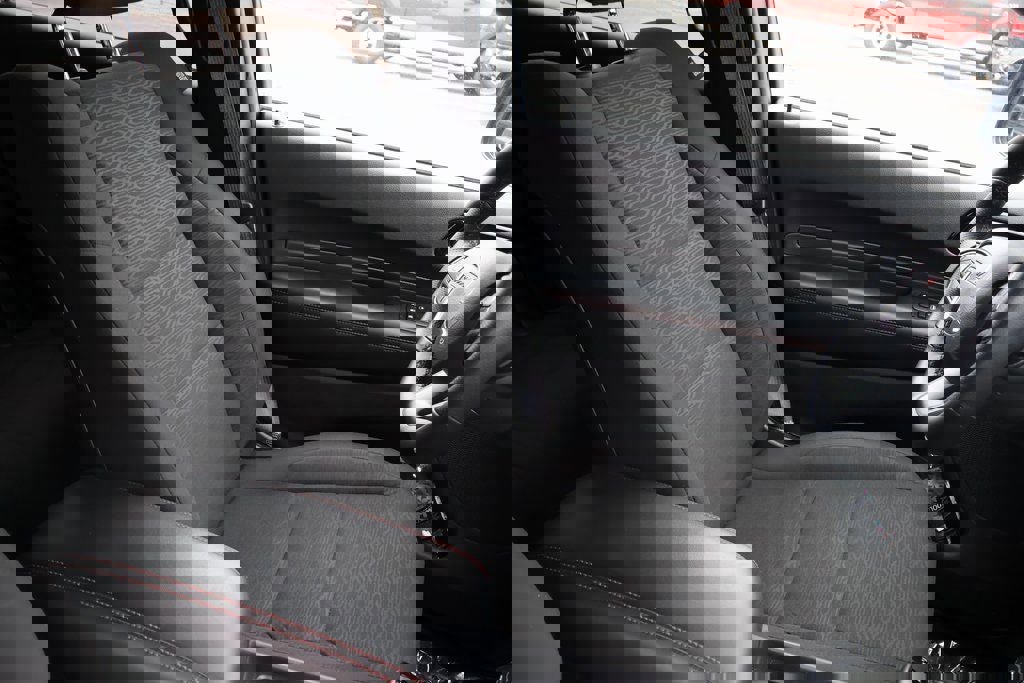 Used 2025 Dodge Durango GT image 16