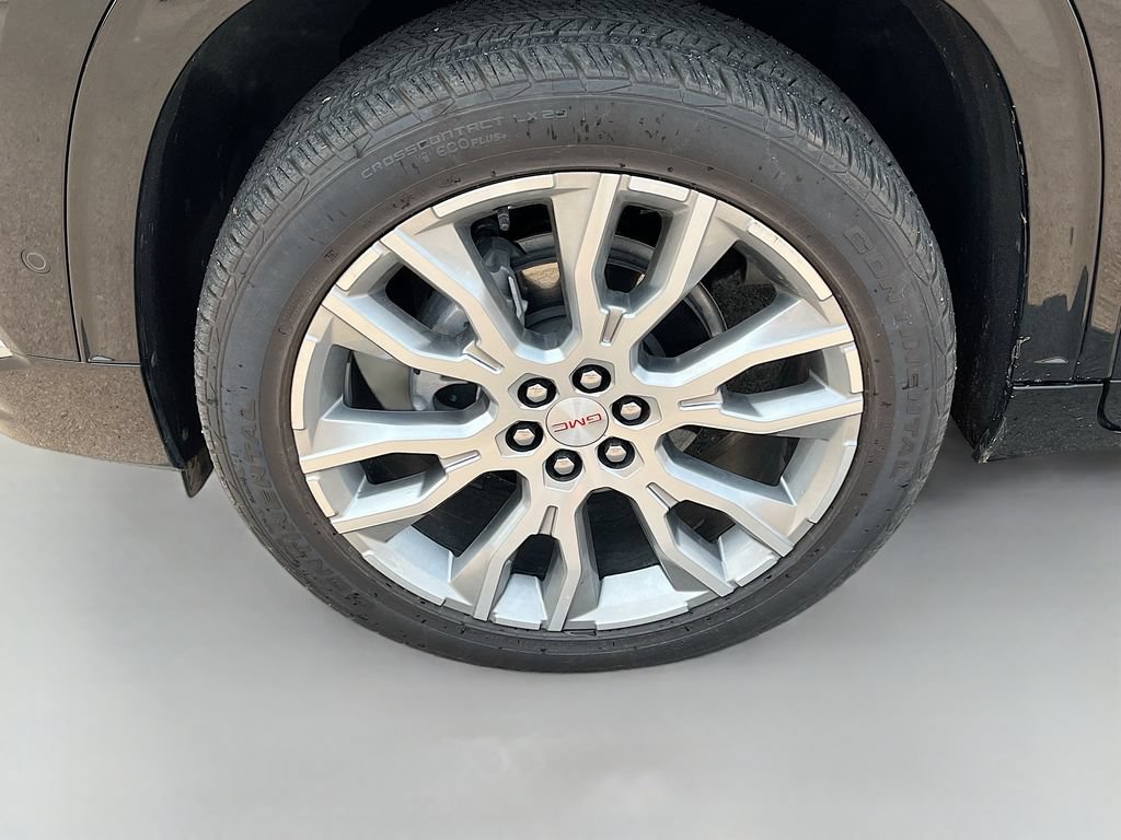 Used 2025 GMC Acadia Denali w/ Super Cruise Package AWD/4WD image 33