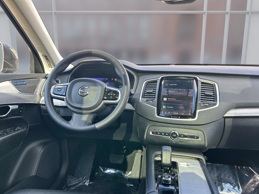 Used 2023 Volvo XC90 B5 Core w/ Climate Package image 17