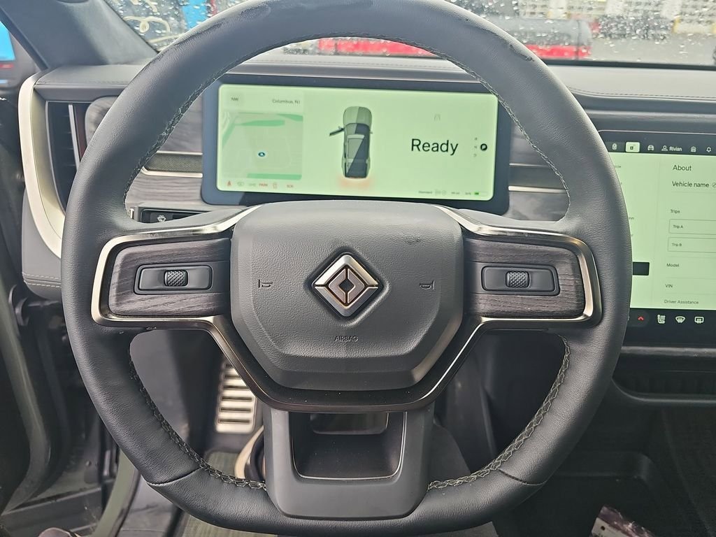 Used 2022 Rivian R1S Launch Edition image 3