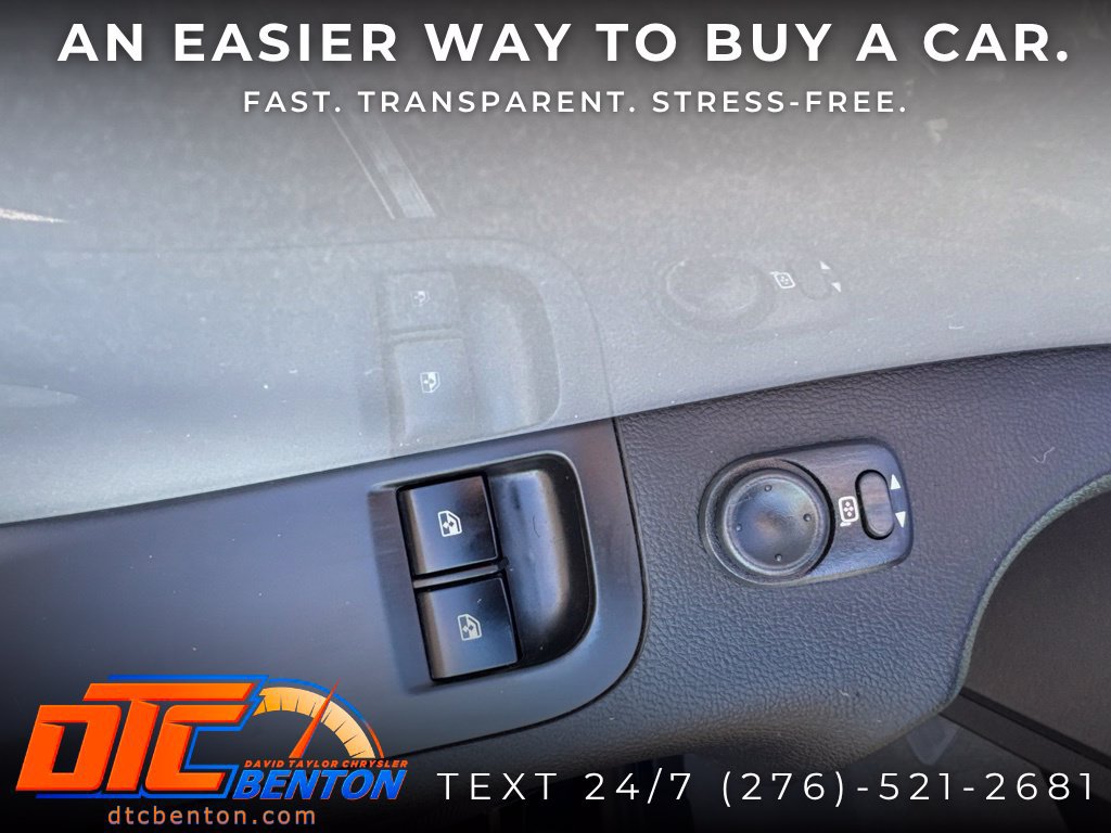 Used 2011 Chevrolet Camaro SS RWD image 13