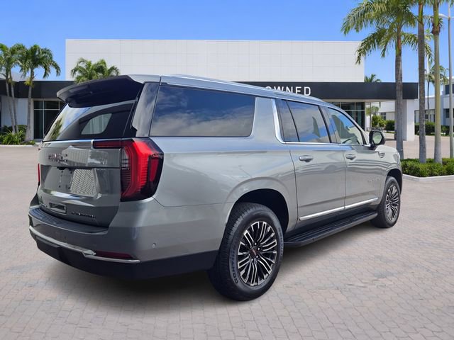 Used 2025 GMC Yukon XL Elevation AWD/4WD image 7