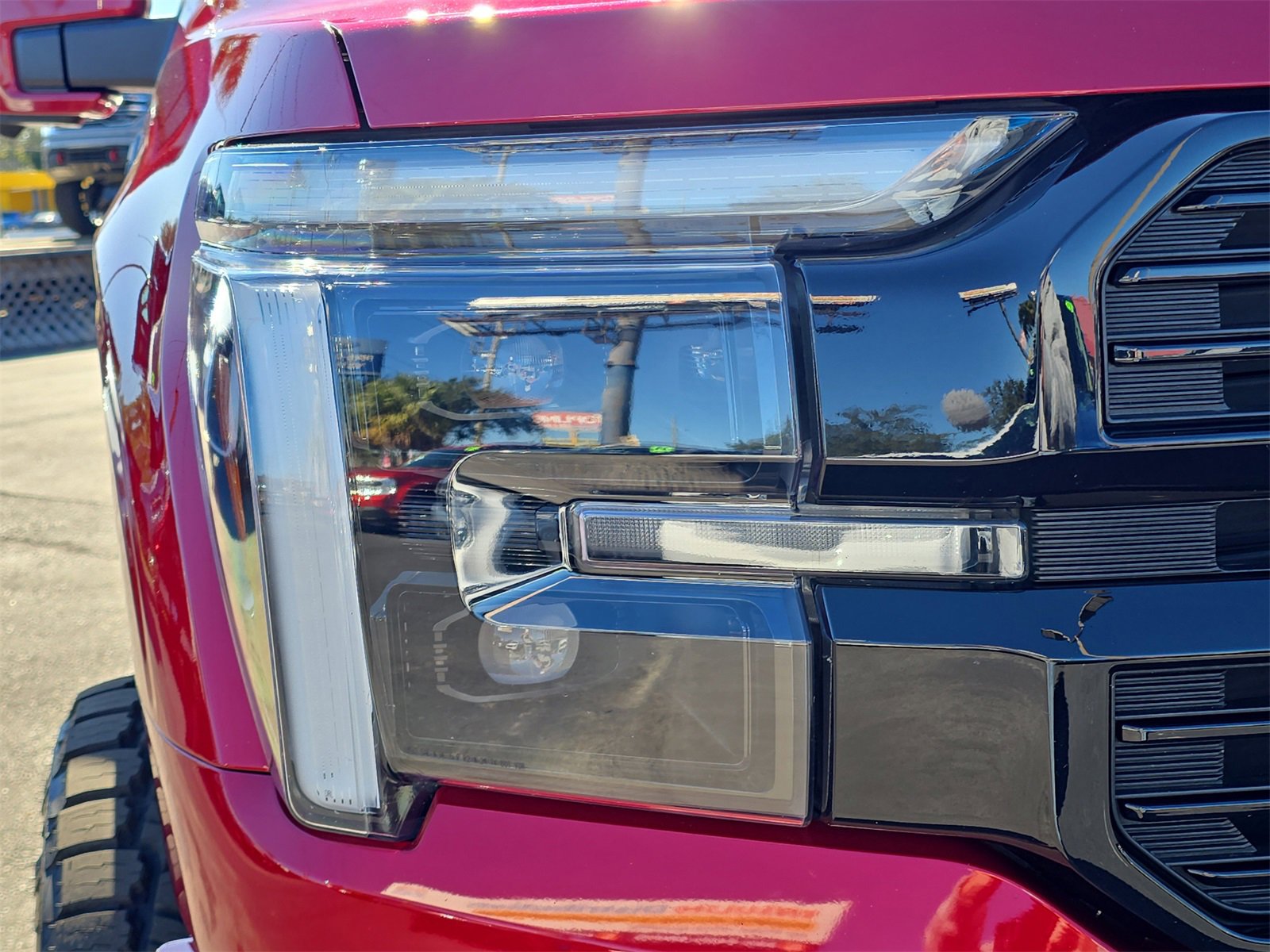 Used 2024 Ford F150 Platinum image 7