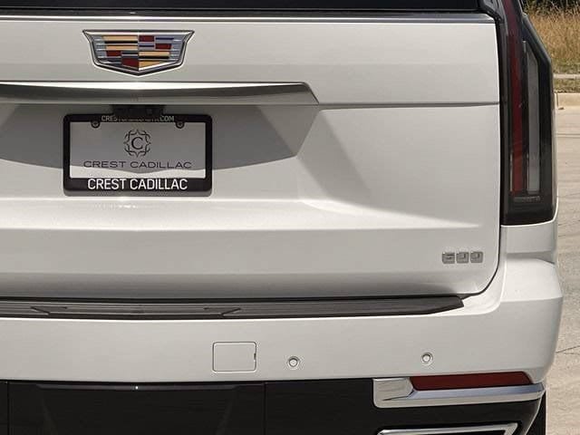 New 2025 Cadillac Escalade ESV Premium Luxury AWD/4WD image 6