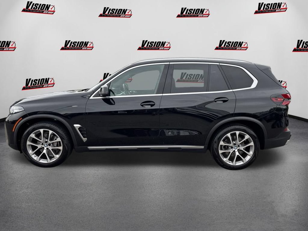 Used 2024 BMW X5 xDrive40i AWD/4WD image 9
