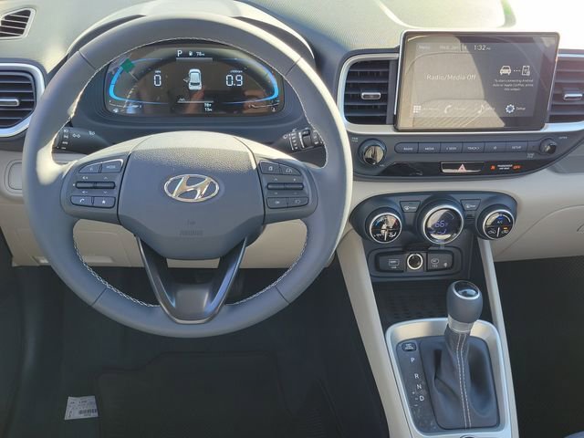 New 2026 Hyundai Venue SEL FWD image 4