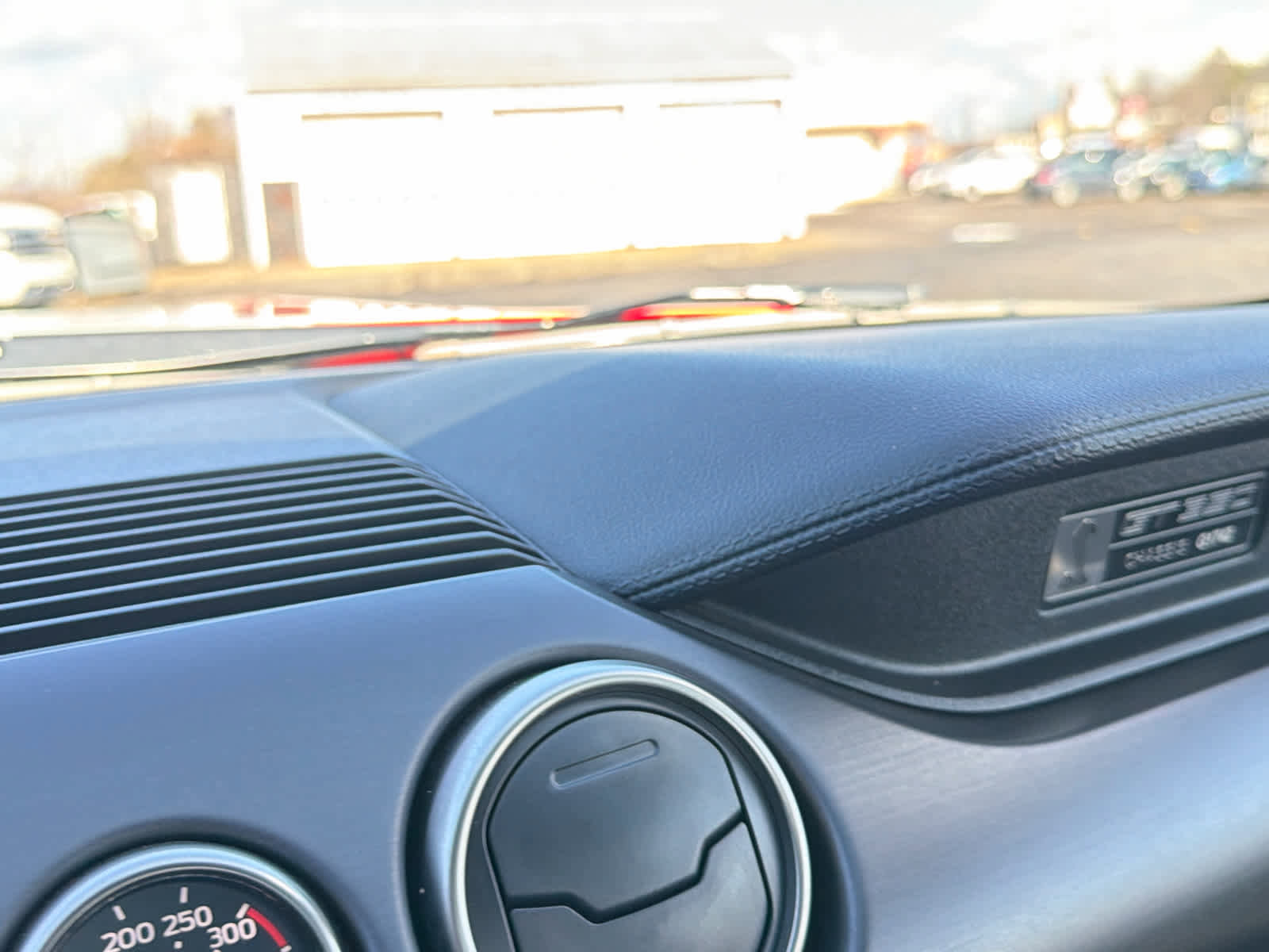 Used 2016 Ford Mustang Shelby GT350 w/ Technology Package image 24