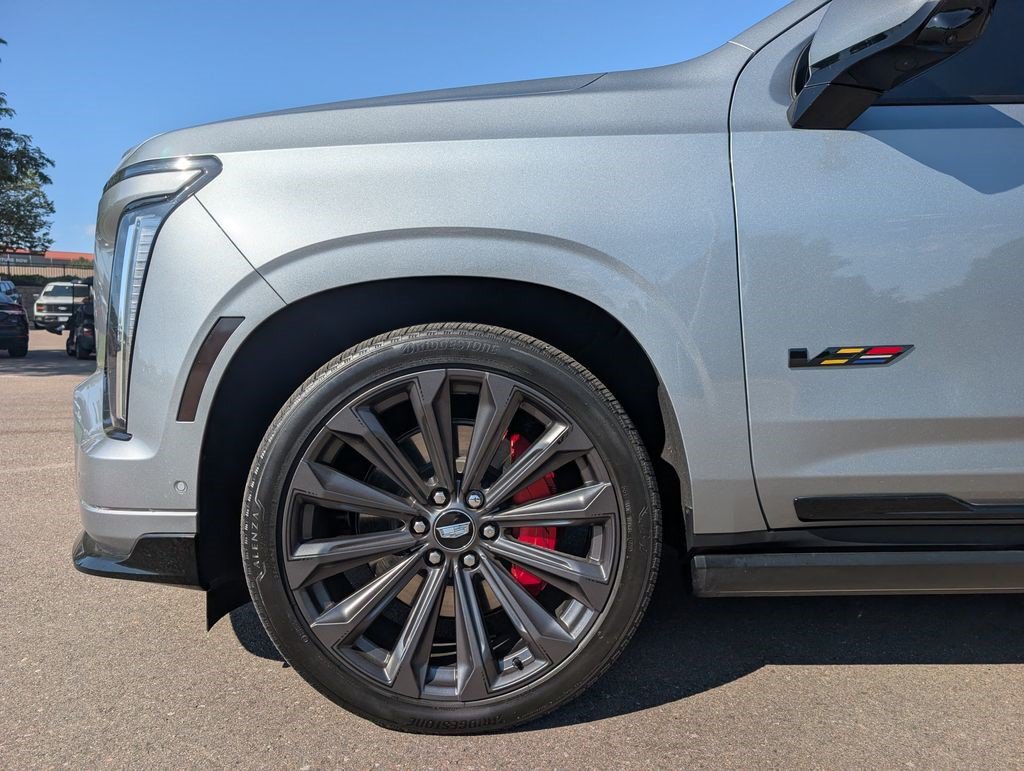 Certified 2025 Cadillac Escalade V AWD/4WD image 8