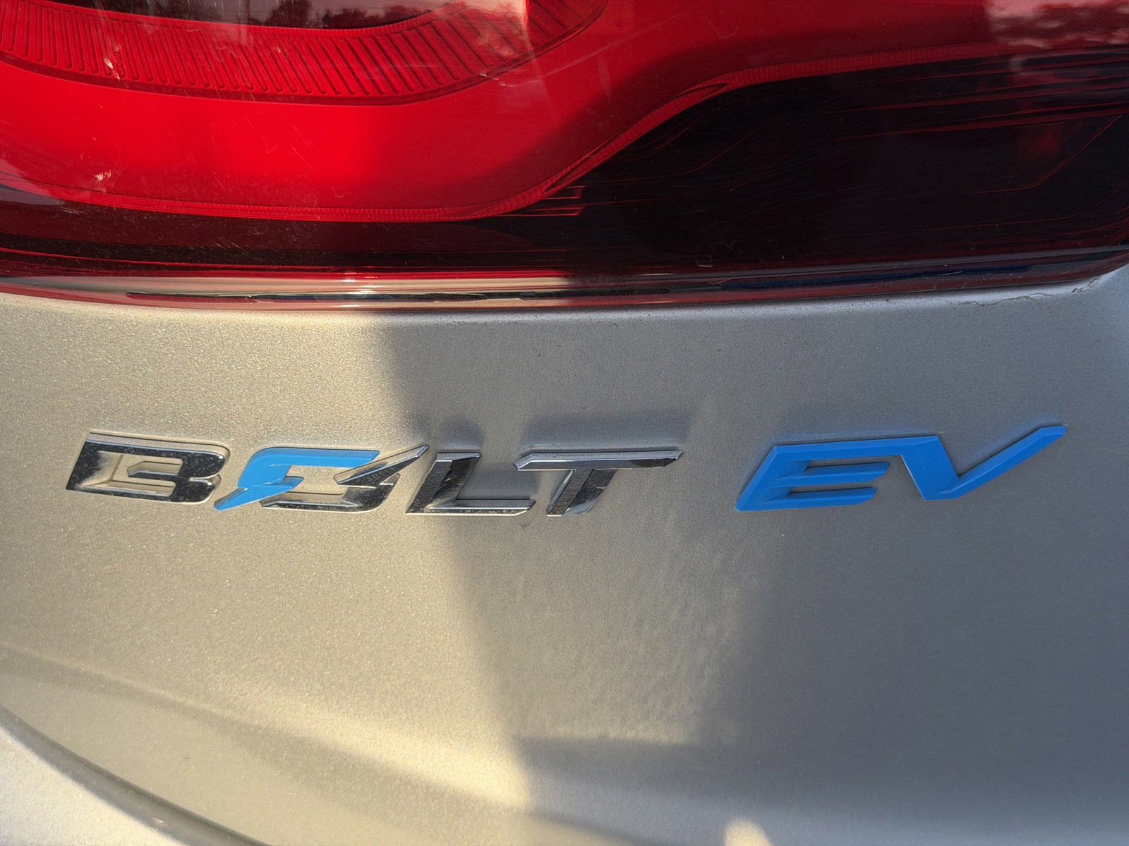 Used 2019 Chevrolet Bolt Premier w/ Infotainment Package image 9