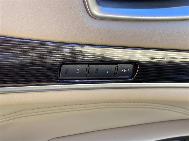 Used 2019 INFINITI QX60 Luxe w/ Essential Package image 15