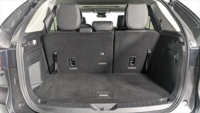 Used 2024 MAZDA CX-90 Plug-In Hybrid w/ Preferred image 16