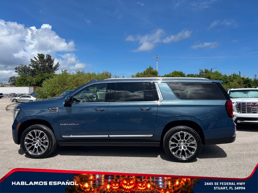 New 2027 GMC Yukon XL Denali w/ Denali Reserve Package AWD/4WD image 4