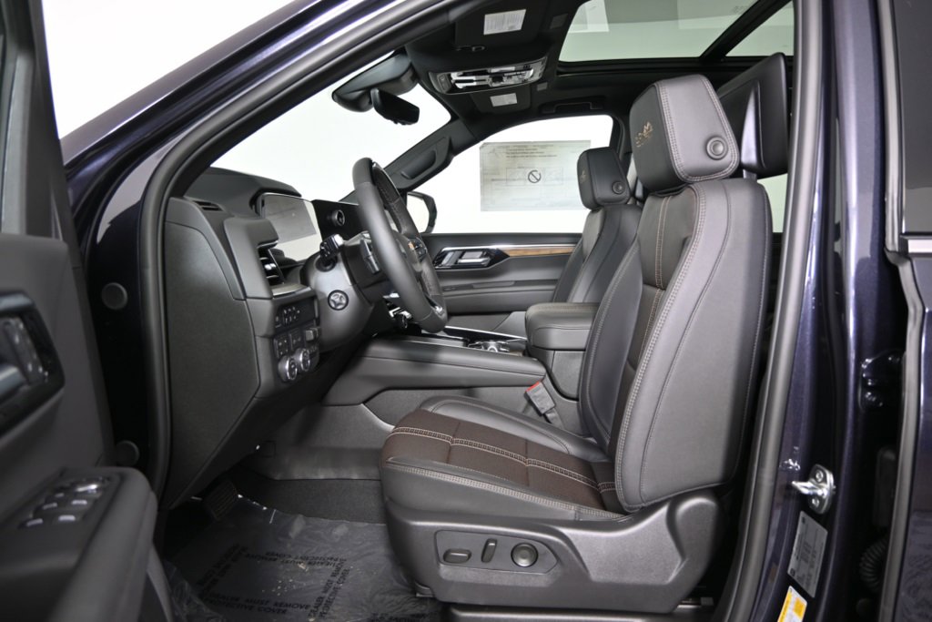 New 2026 Chevrolet Suburban High Country image 25