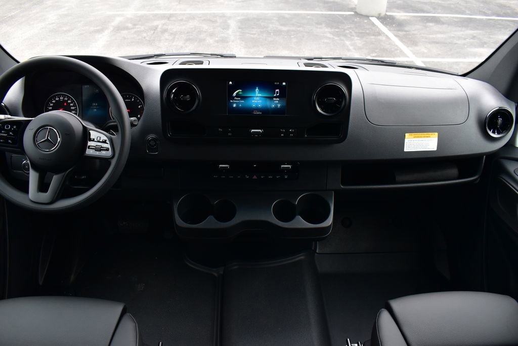 Certified 2024 Mercedes-Benz Sprinter 2500 image 25