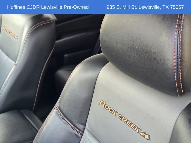 Used 2019 Nissan Pathfinder SL image 16