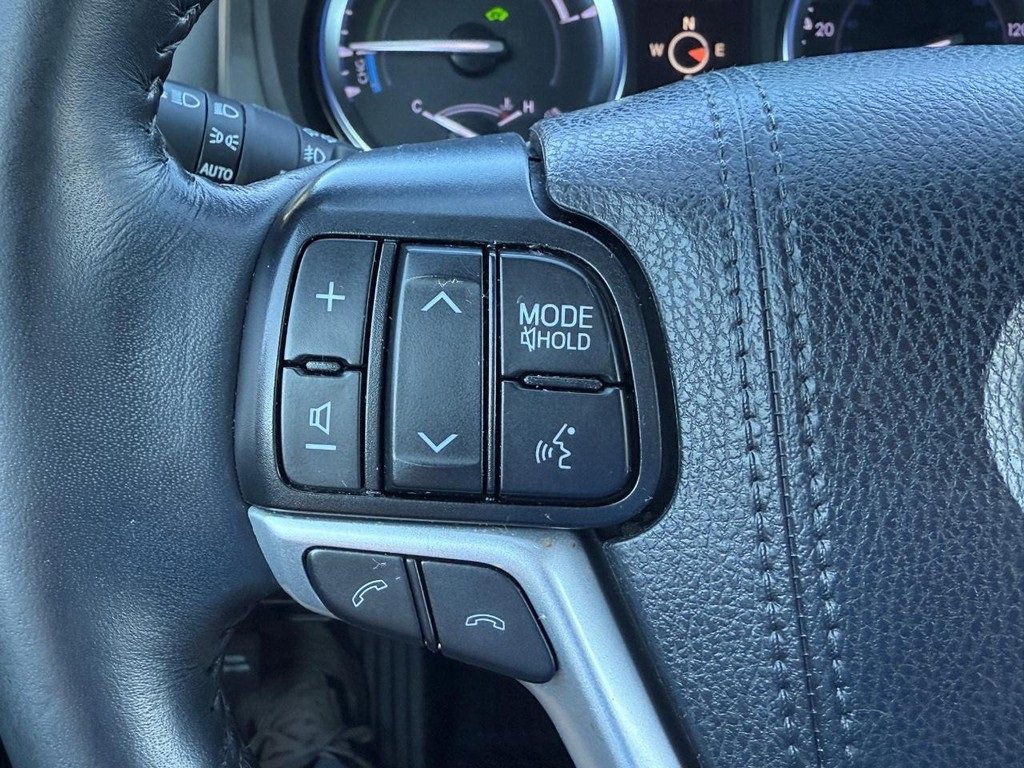 Used 2019 Toyota Highlander Limited Platinum image 20