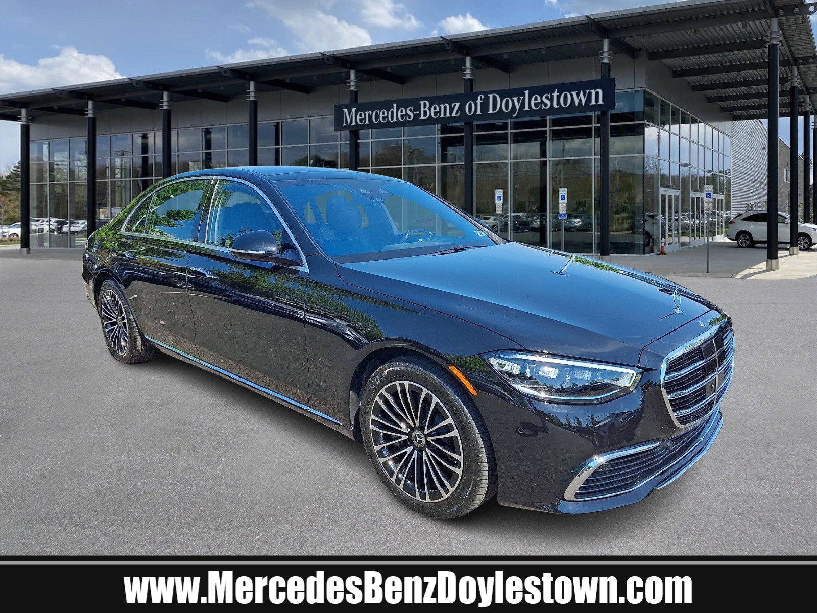 Certified 2026 Mercedes-Benz S 580 4MATIC Sedan image 1