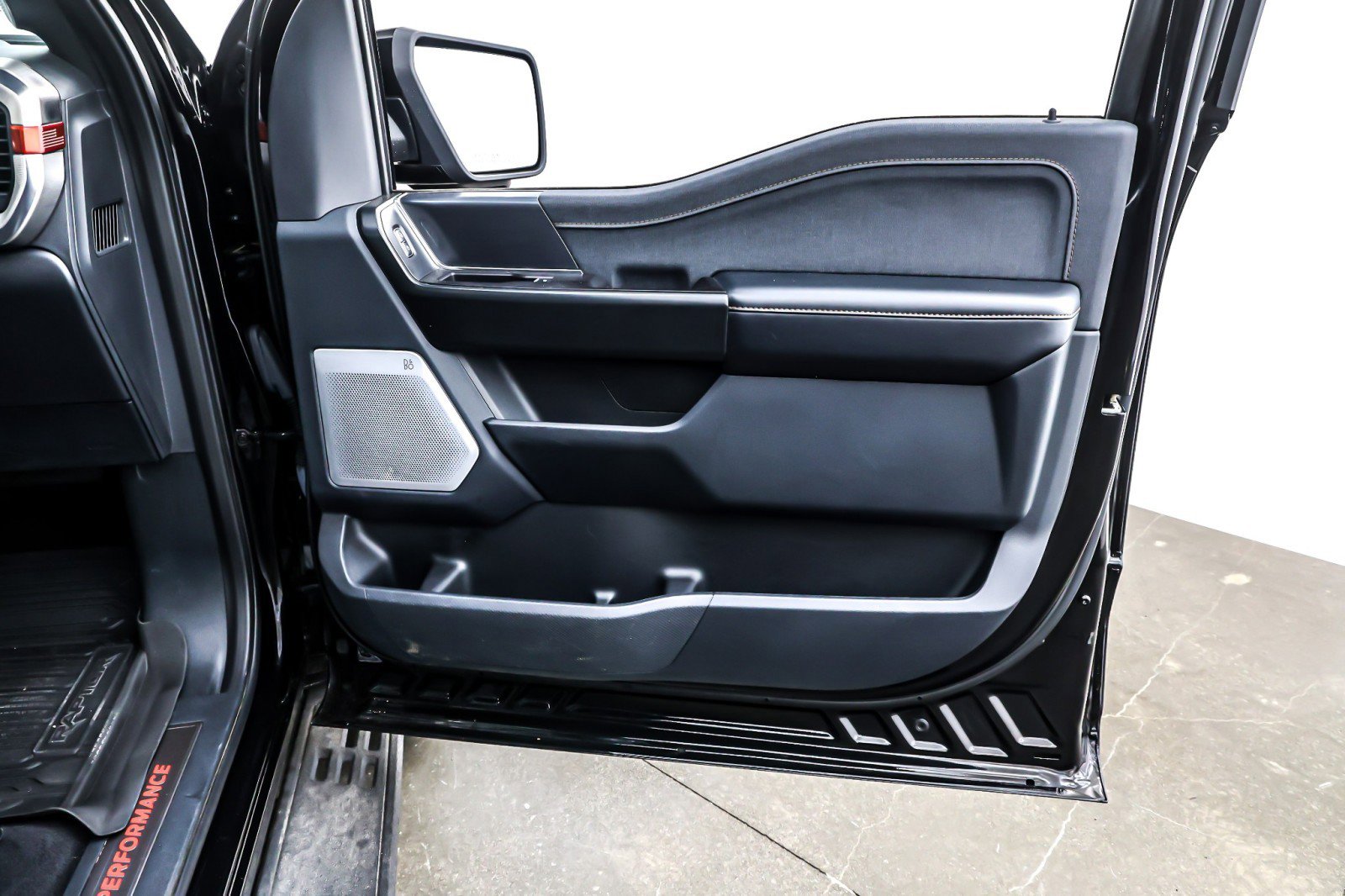 Used 2023 Ford F150 Raptor image 25