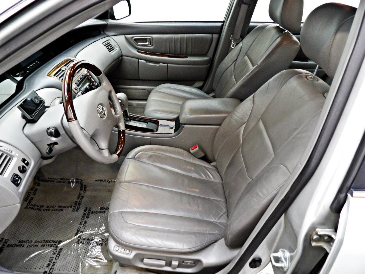 Used 2003 Toyota Avalon XLS image 8