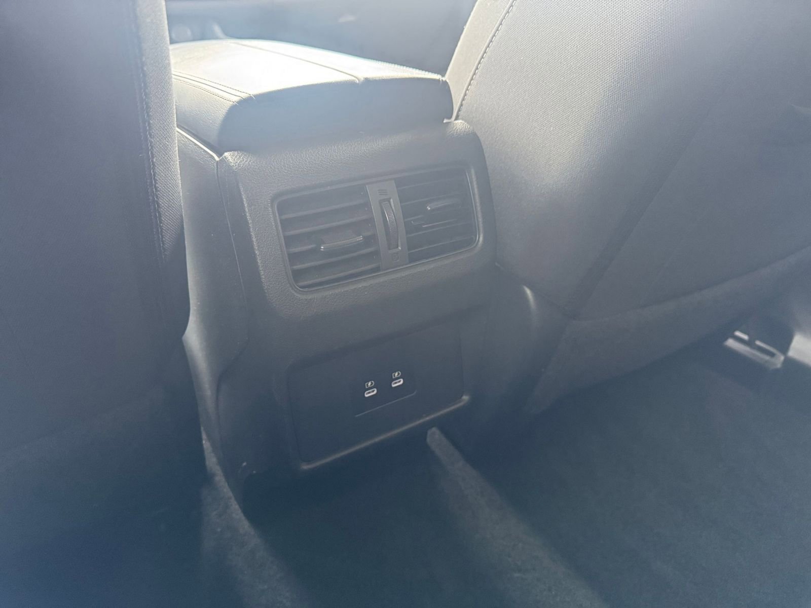 Used 2025 Nissan Rogue SV FWD image 24