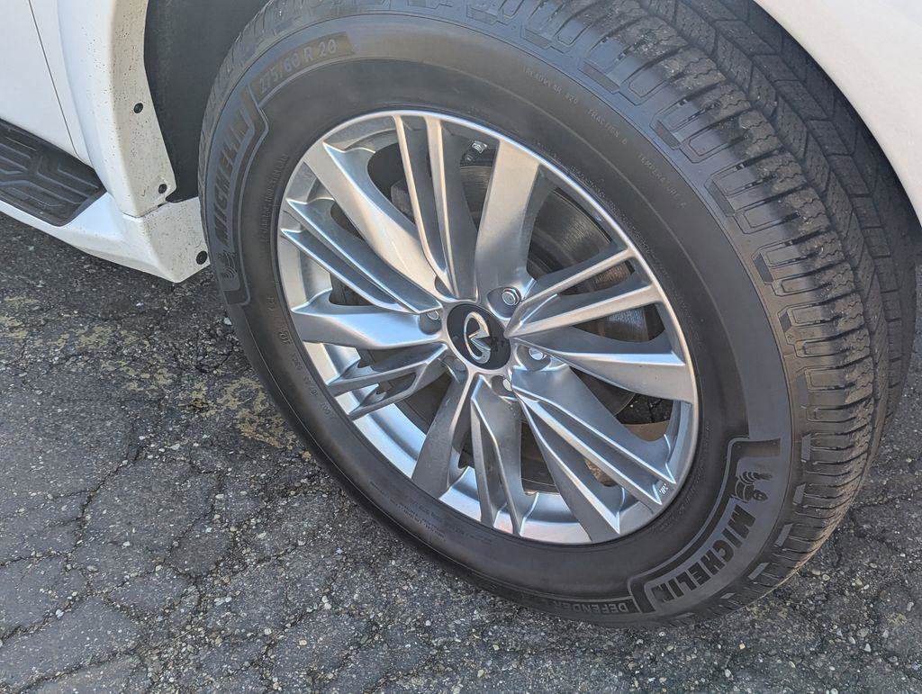 Used 2023 INFINITI QX80 Luxe w/ Cargo Package image 16