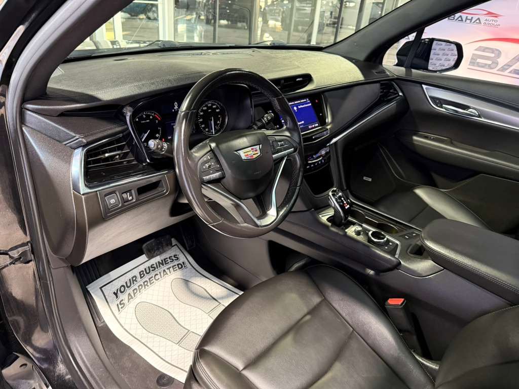 Used 2021 Cadillac XT6 Luxury image 29