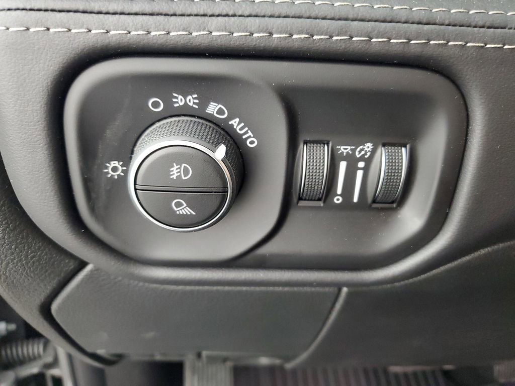 New 2026 RAM 2500 Rebel image 28