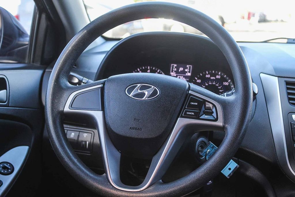 Used 2016 Hyundai Accent SE image 15
