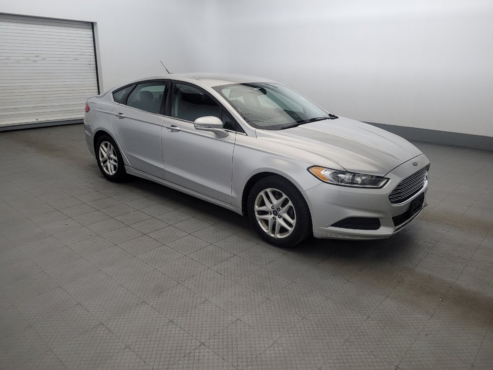 Used 2014 Ford Fusion SE FWD image 11