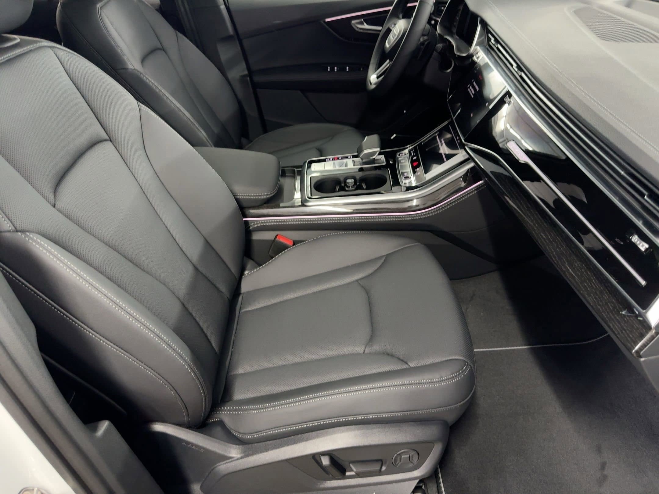 New 2026 Audi Q7 3.0T Premium Plus AWD/4WD image 30