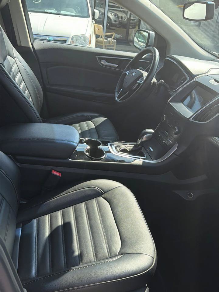 Used 2016 Ford Edge SEL w/ Equipment Group 201A AWD/4WD image 12