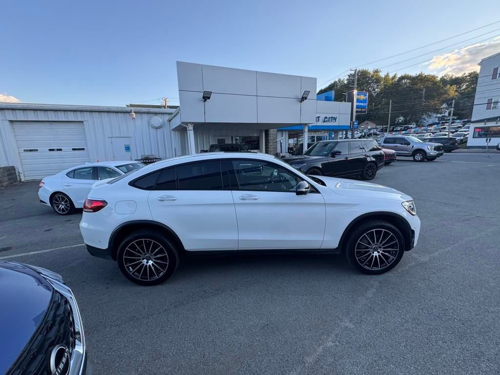 Used 2021 Mercedes-Benz GLC 300 4MATIC Coupe image 6
