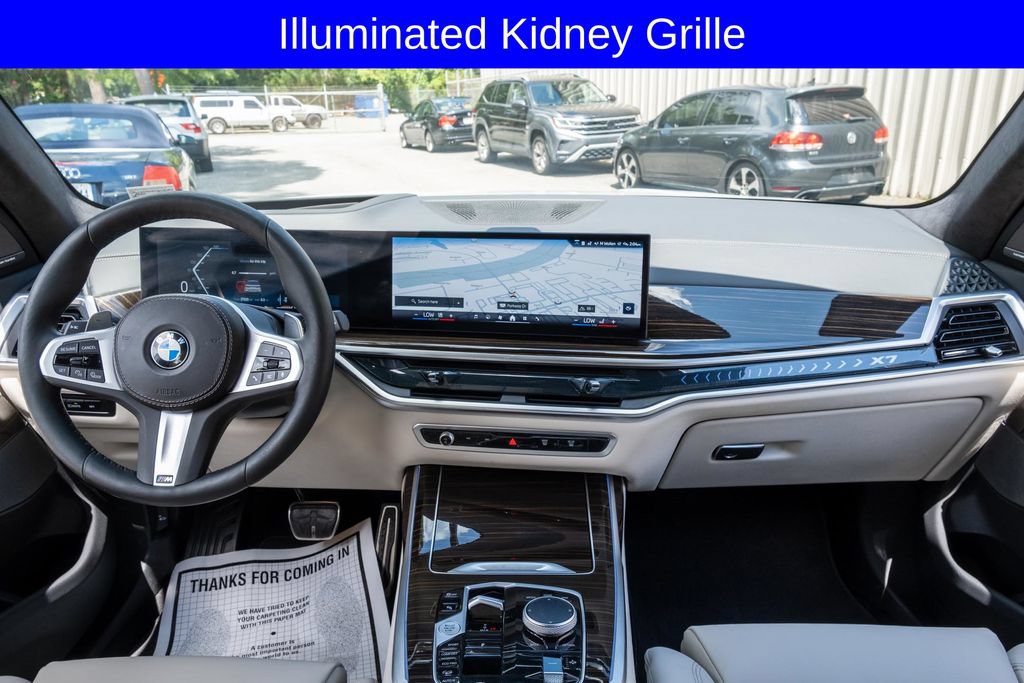 Used 2025 BMW X7 xDrive40i w/ M Sport Package AWD/4WD image 18