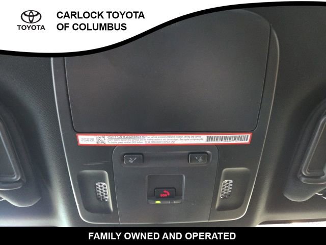 Used 2025 Toyota Camry SE image 28