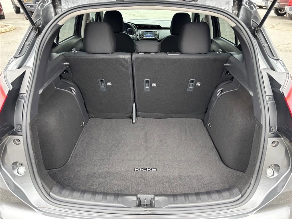 Used 2024 Nissan Kicks S image 26