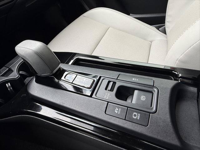 Certified 2023 Toyota Prius XLE AWD/4WD image 24