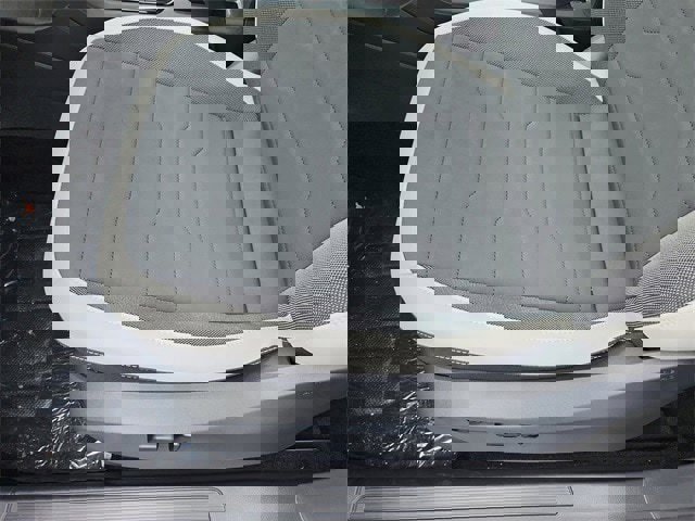 New 2025 Volkswagen Taos SE image 30