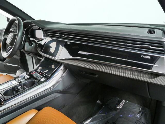 Used 2022 Audi RS Q8 AWD/4WD image 25