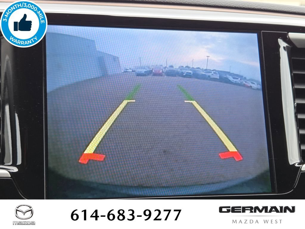 Used 2017 Chrysler Pacifica Touring-L FWD image 34