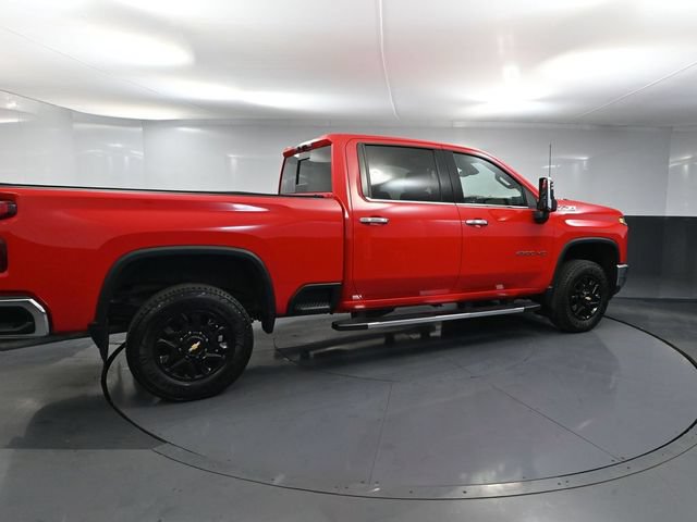 Used 2024 Chevrolet Silverado 2500 LTZ w/ LTZ Plus Package AWD/4WD image 3