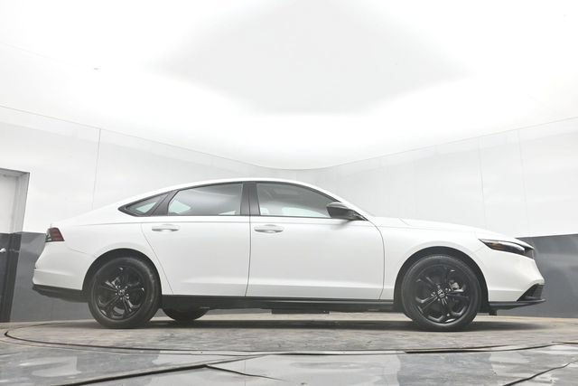 Used 2025 Honda Accord SE image 48