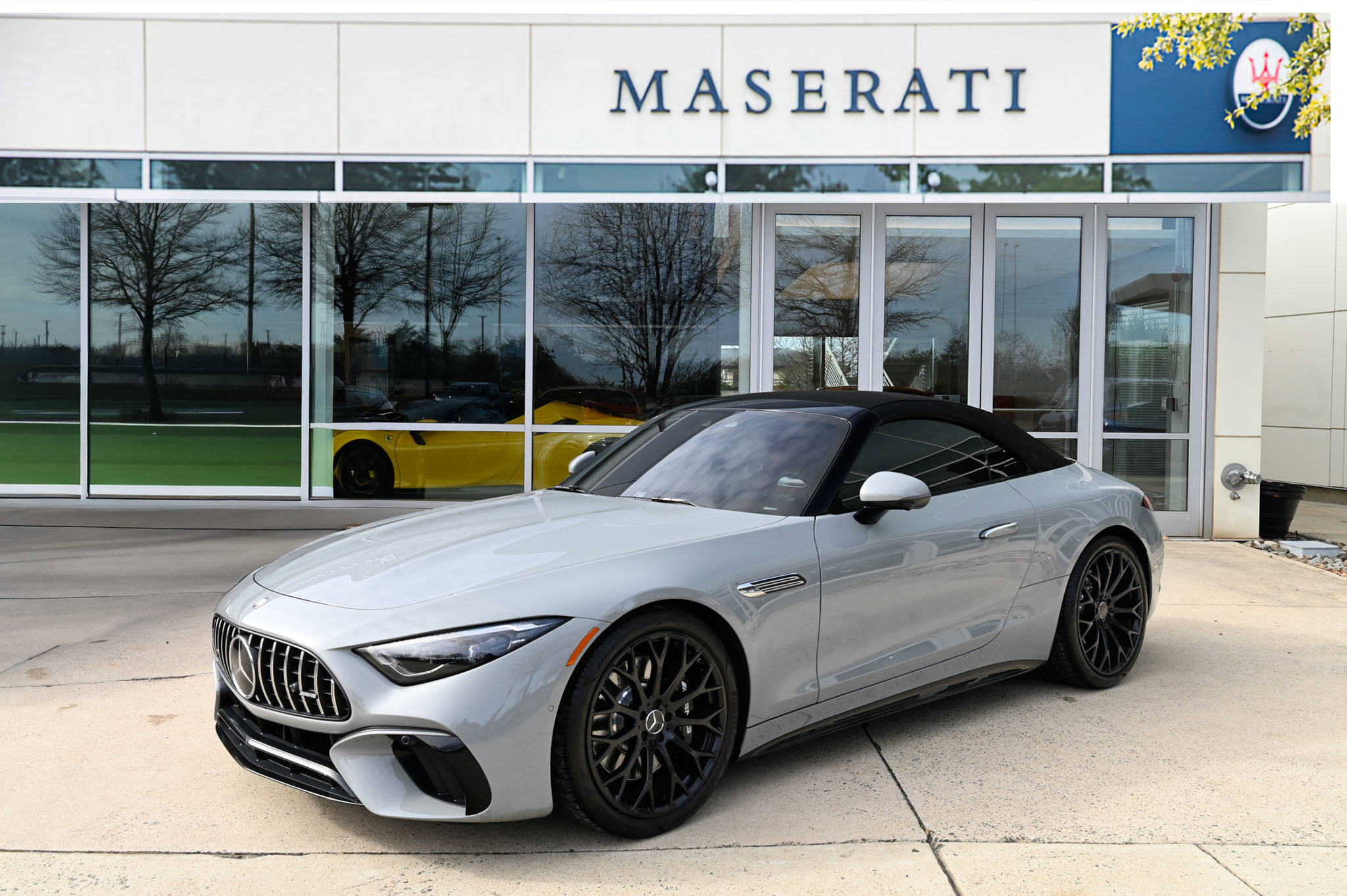 Used 2024 Mercedes-Benz SL 63 AMG 4MATIC video 1