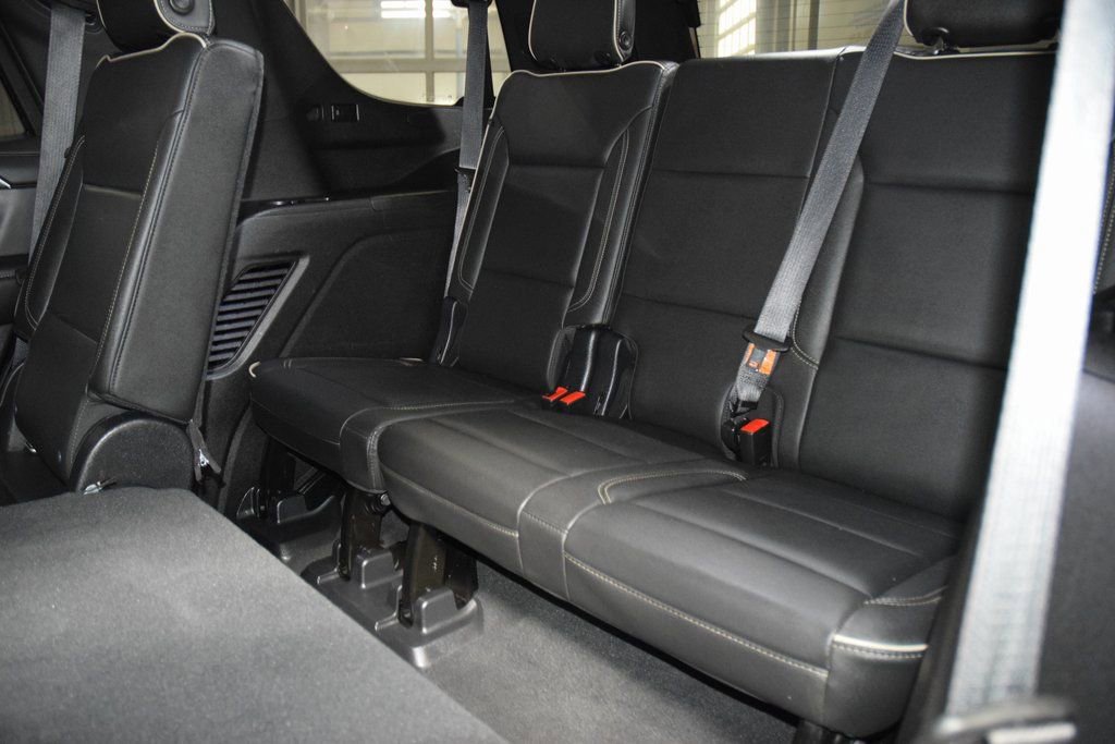 Used 2021 GMC Yukon SLT image 41