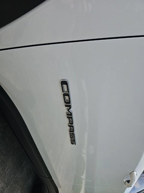 Used 2024 Jeep Compass Limited AWD/4WD image 24