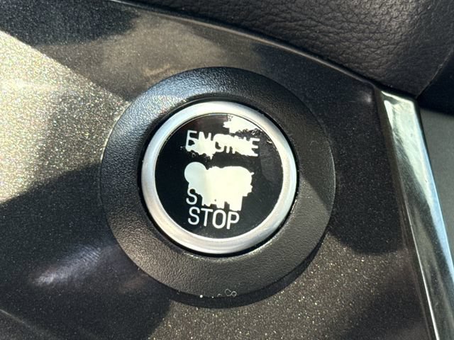 Used 2019 Ford Escape Titanium w/ U0J03 - Titanium Tow Package FWD image 39