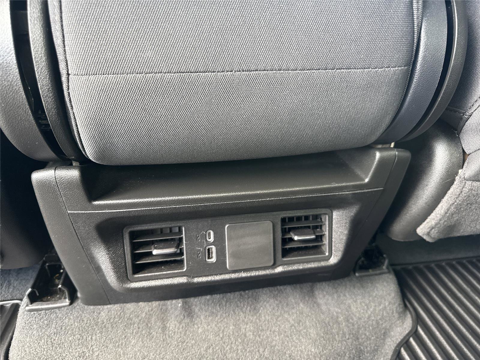 Used 2025 Chevrolet Silverado 1500 Custom image 33