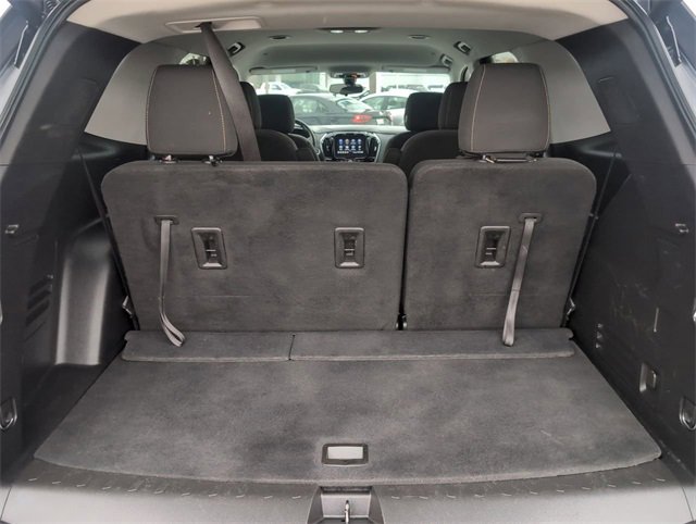 Used 2021 Chevrolet Traverse LT image 24