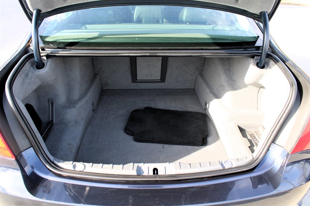 Used 2012 BMW 750i xDrive image 36