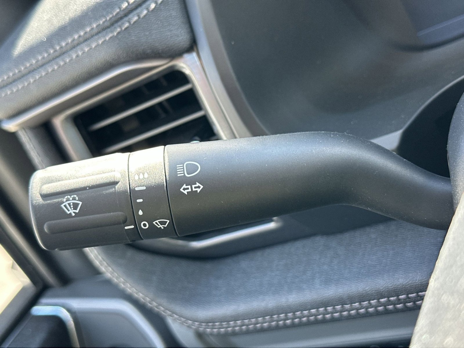 New 2025 Ford F150 Lightning Flash image 33