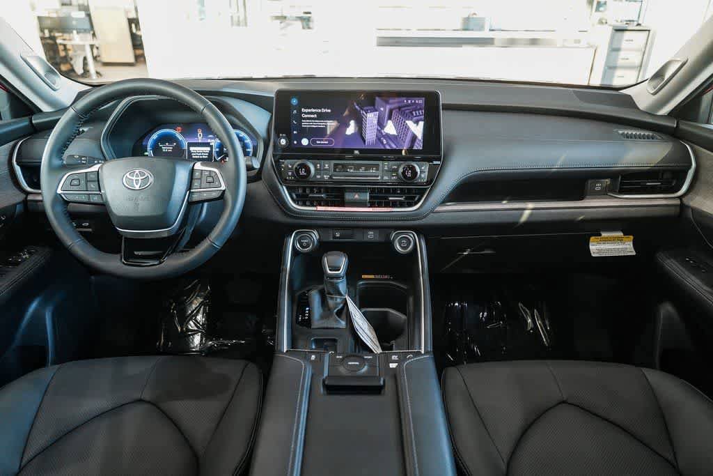 New 2025 Toyota Grand Highlander AWD Hybrid image 11